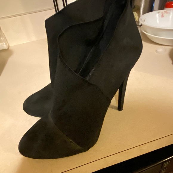Jessica Simpson boots